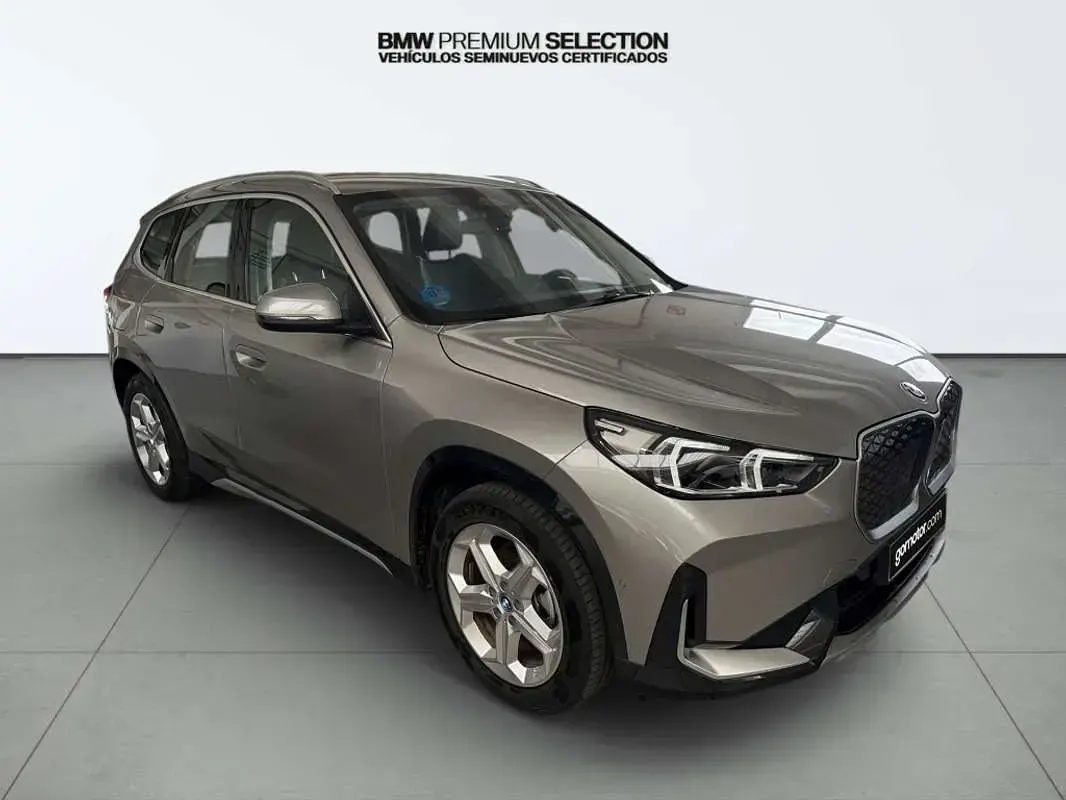 Usado BMW iX1 Luxury Line 150 kW (204 CV) 2025 SUV