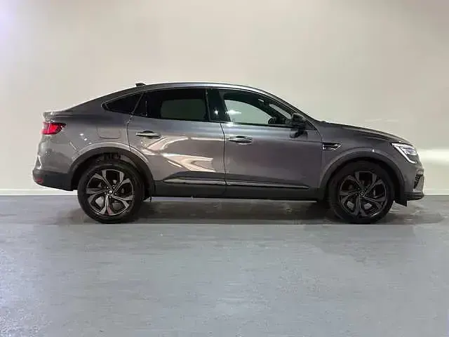 Usado Renault Arkana R.S. 160 CV (117 kW) 2023 Gris SUV