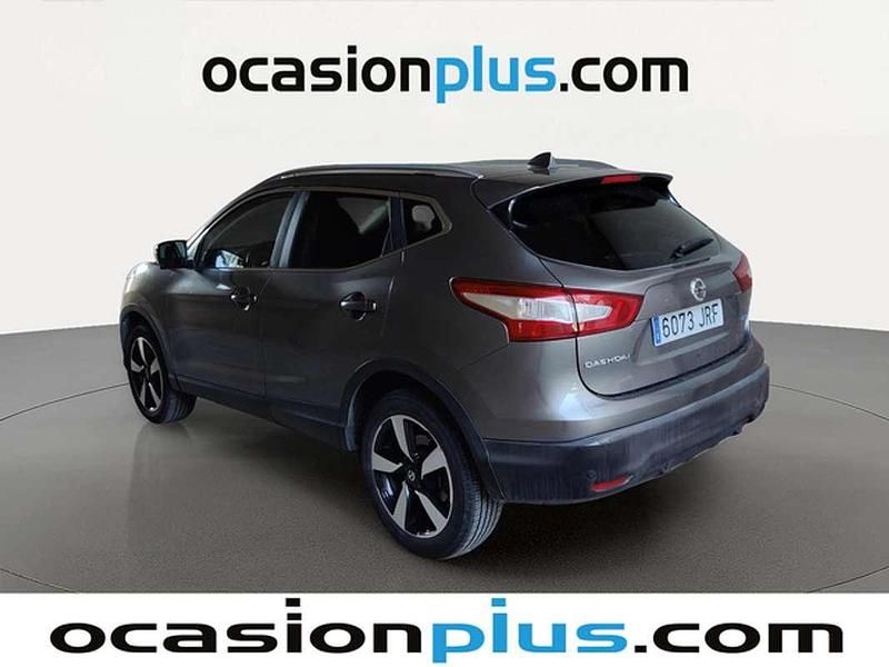 Usado Nissan Qashqai N-Connecta 110 CV (80 kW) 2016 Gris SUV