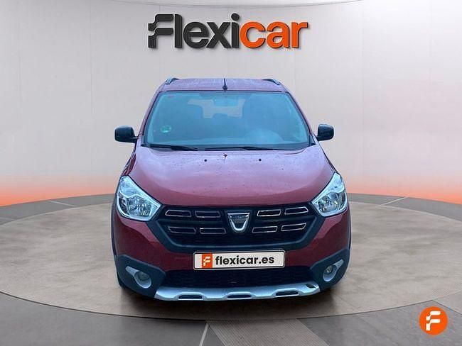 Usado Dacia Lodgy Comfort 115 CV (84 kW) 2021 Negro Monovolumen