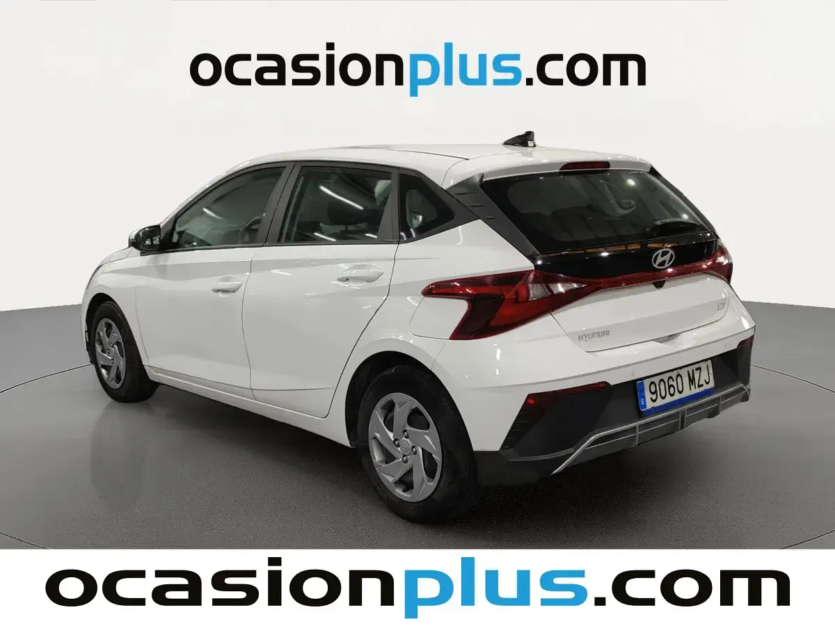 Usado Hyundai i20 80 CV (58 kW) 2025 Blanco Utilitario