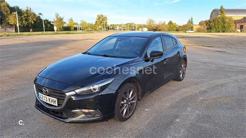 Negro Usado 2018 Mazda 3 Edition Berlina | 11.950 € (Precio justo) - Imagen 1/4