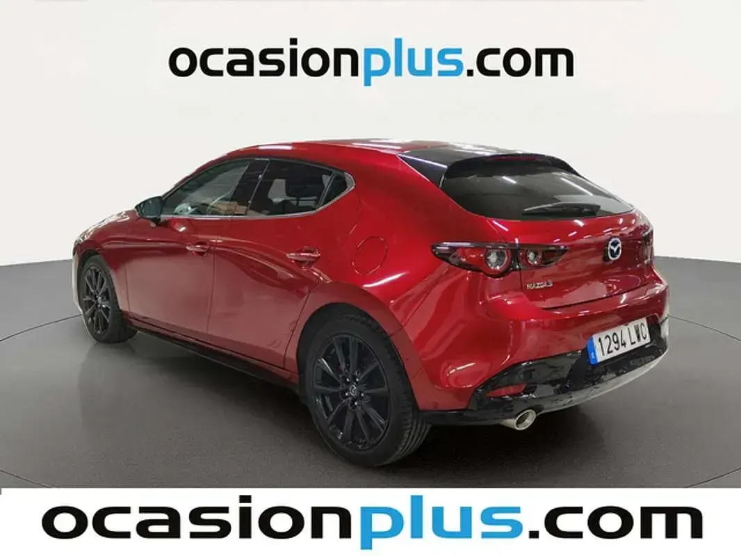 Usado Mazda 3 Homura-Line 186 CV (136 kW) 2022 Rojo Utilitario