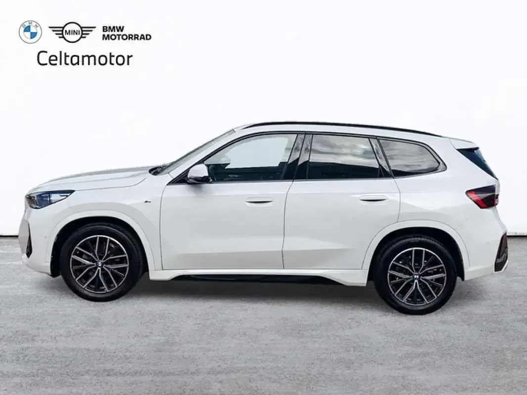 Usado BMW X1 Comfort Edition 150 CV (110 kW) 2024 Blanco SUV