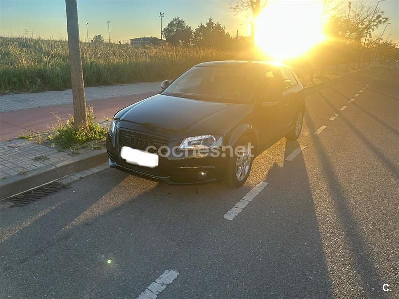 Usado Audi A3 Attraction 105 HP (77 kW) 2010 Preto Citadino