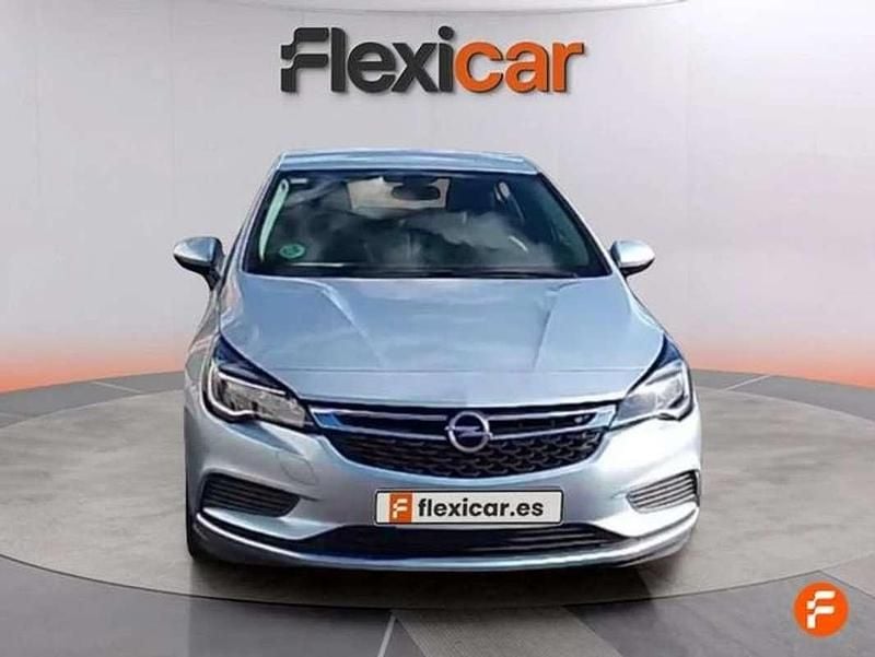 Usado Opel Astra Dynamic 150 CV (110 kW) 2018 Gris Utilitario
