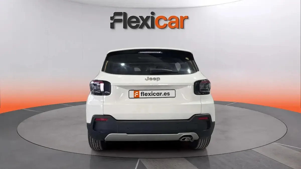 Usado Jeep Avenger 101 CV (74 kW) 2023 Blanco SUV