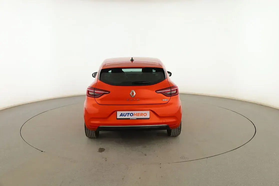 Usado Renault Clio V Zen 140 CV (102 kW) 2021 Naranja Berlina