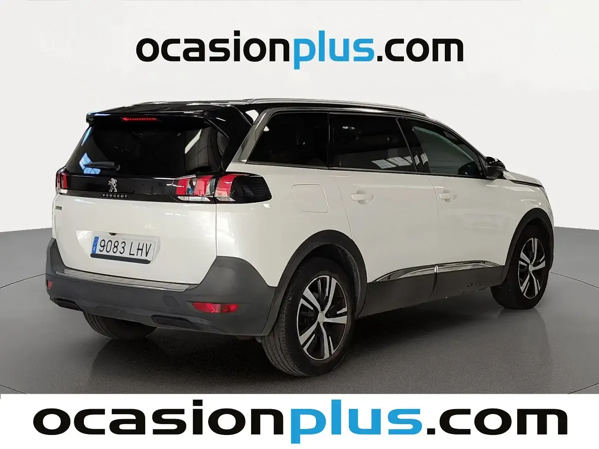 Usado Peugeot 5008 Allure 131 CV (96 kW) 2020 Blanco SUV