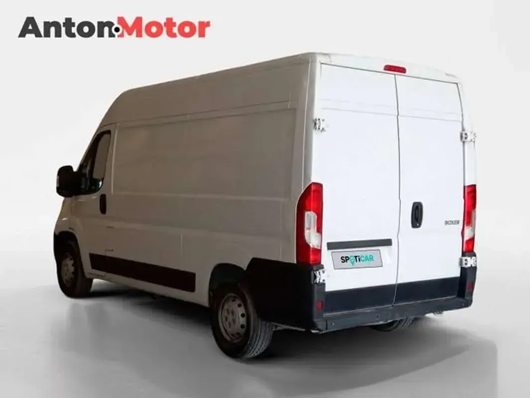 Usado Peugeot Boxer S 140 CV (102 kW) 2021 Blanco Van