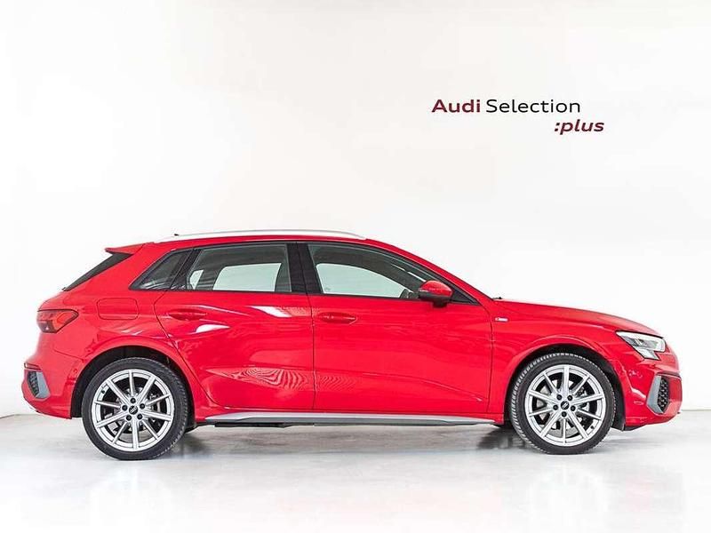 Usado Audi A3 Sportback e-tron S-Line 204 CV (150 kW) 2022 Rojo Utilitario