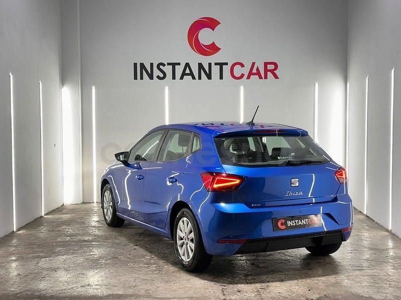 Usado Seat Ibiza 110 CV (80 kW) 2023 Azul Utilitario