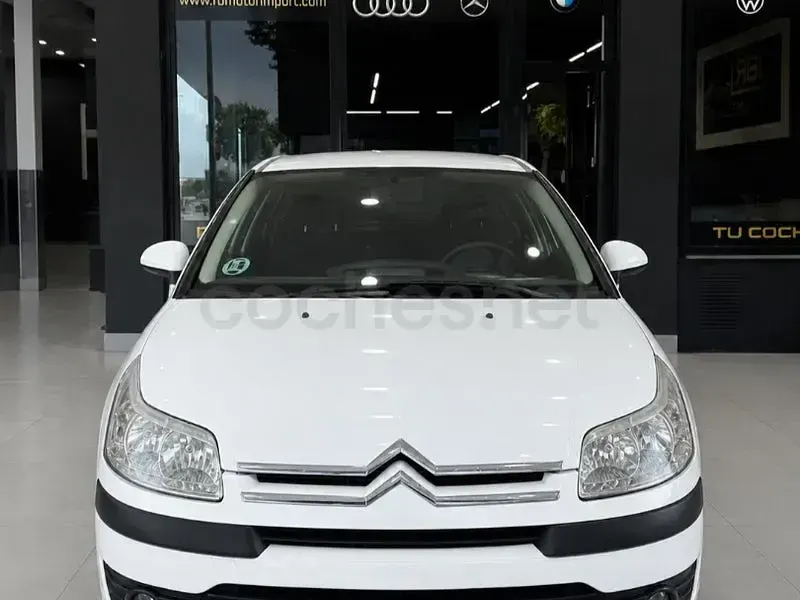 Usado Citroën C4 Exclusive 110 CV (80 kW) 2008 Blanco Berlina