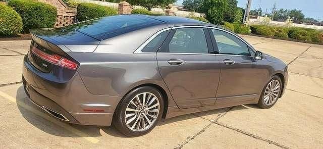 Usado Lincoln MKZ 241 CV (177 kW) 2017 Gris Berlina