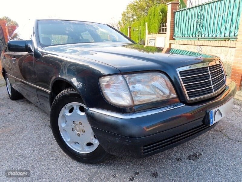 Usado Mercedes S300 Elegance 177 CV (130 kW) 1997 Azul Berlina