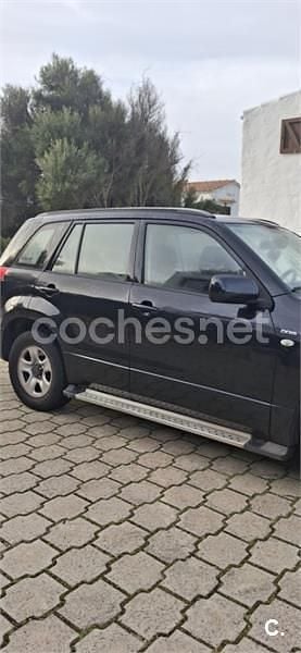 Usado Suzuki Grand Vitara 129 CV (94 kW) 2010 Negro SUV