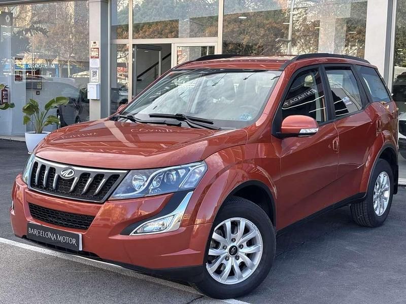Naranja Usado 2019 Mahindra XUV500 SUV | 10.990 € - Imagen 1/4