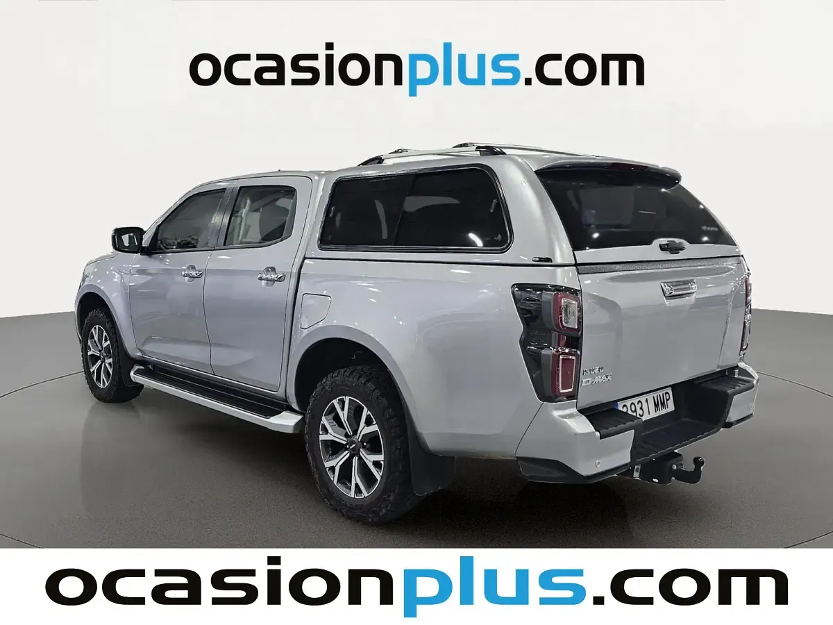 Usado Isuzu D-Max 163 CV (119 kW) 2024 Gris plata Pickup/Camioneta