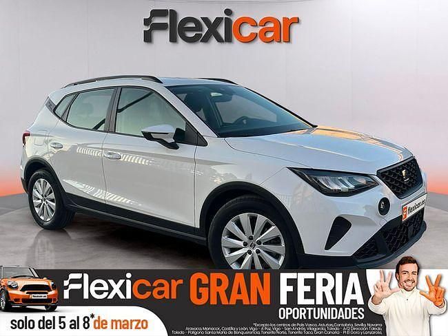 Usado Seat Arona Reference 95 CV (69 kW) 2022 Blanco SUV