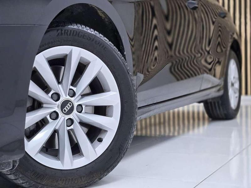Usado Audi A3 Sportback Advanced 150 CV (110 kW) 2021 Negro Utilitario