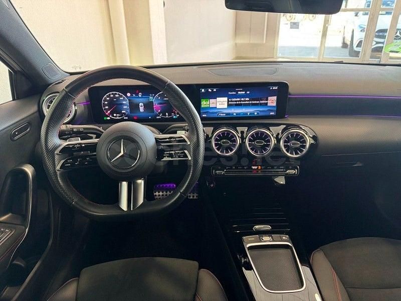 Usado Mercedes A200 150 CV (110 kW) 2025 Blanco Berlina