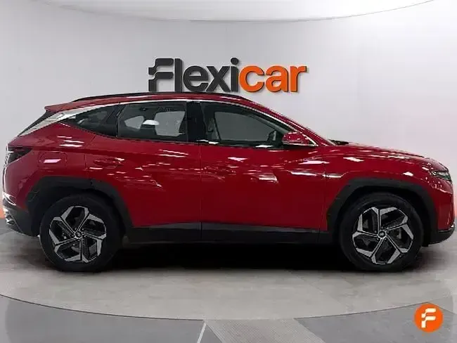 Usado Hyundai Tucson Style 265 CV (194 kW) 2021 Rojo SUV