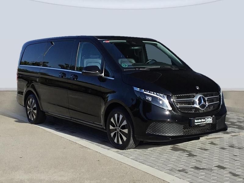 Usado Mercedes V220 Avantgarde 163 CV (119 kW) 2023 Negro Monovolumen