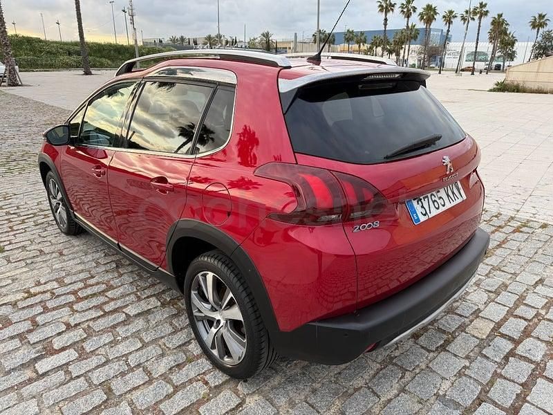 Usado Peugeot 2008 Allure 120 CV (88 kW) 2018 Granate SUV