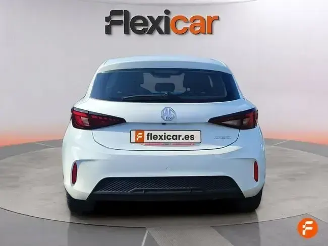 Usado MG MG3 Comfort 116 CV (85 kW) 2025 Blanco Utilitario