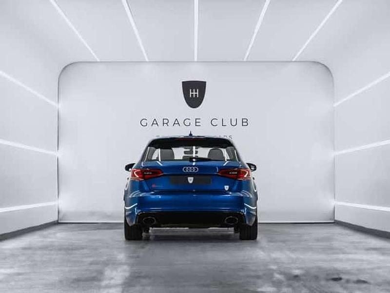 Usado Audi RS3 Sportback S-Line 367 CV (269 kW) 2016 Utilitario