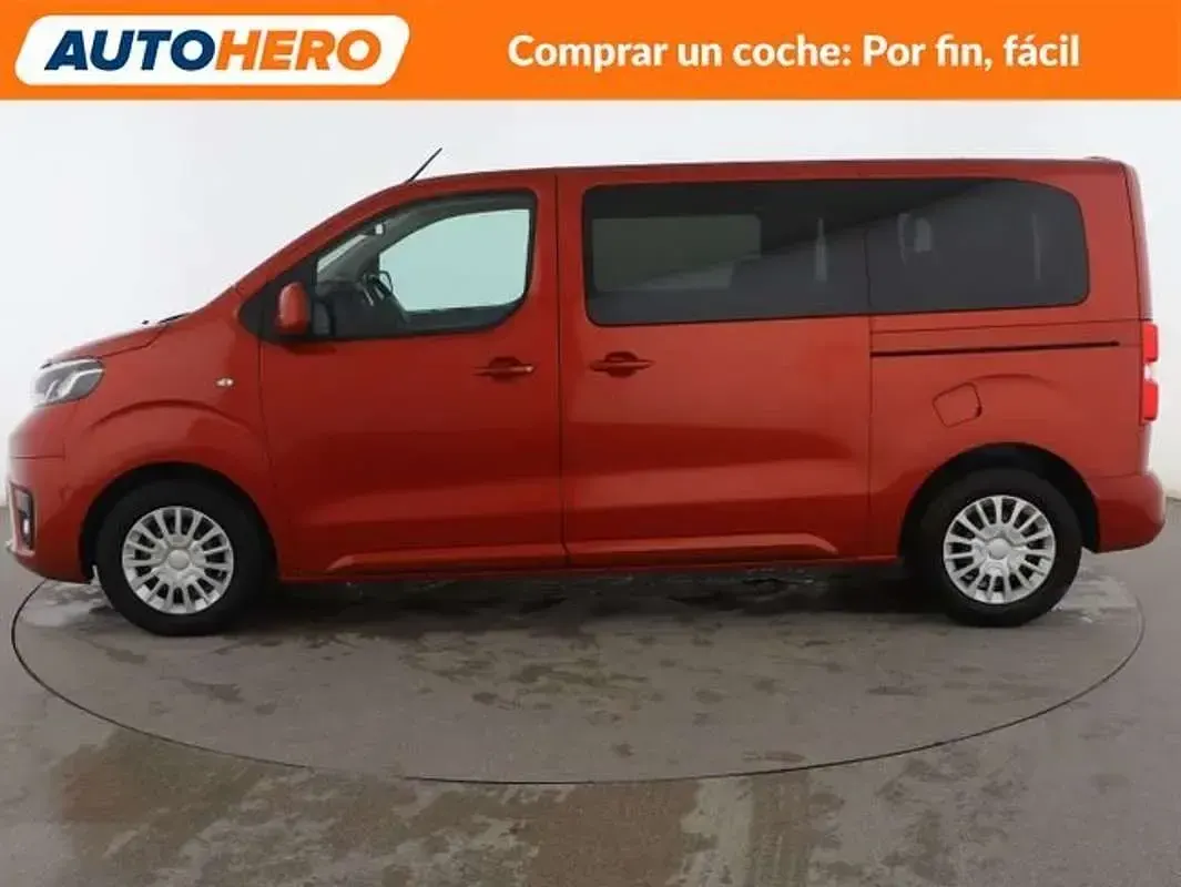 Begagnad Toyota Proace Advance 150 HK (110 kW) 2020 Orange Minibuss
