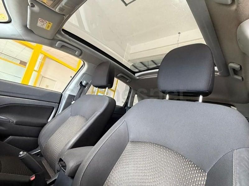 Usado Mitsubishi ASX Motion 116 CV (85 kW) 2014 Beige SUV