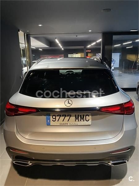Usado Mercedes GLC300e 333 CV (244 kW) 2023 Gris / plata SUV