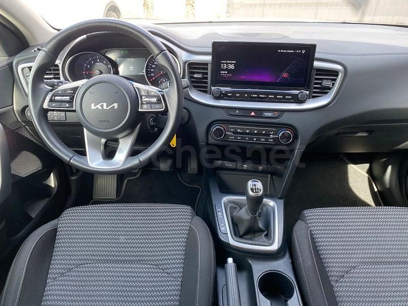 Usado Kia XCeed 100 CV (73 kW) 2025 Blanco SUV