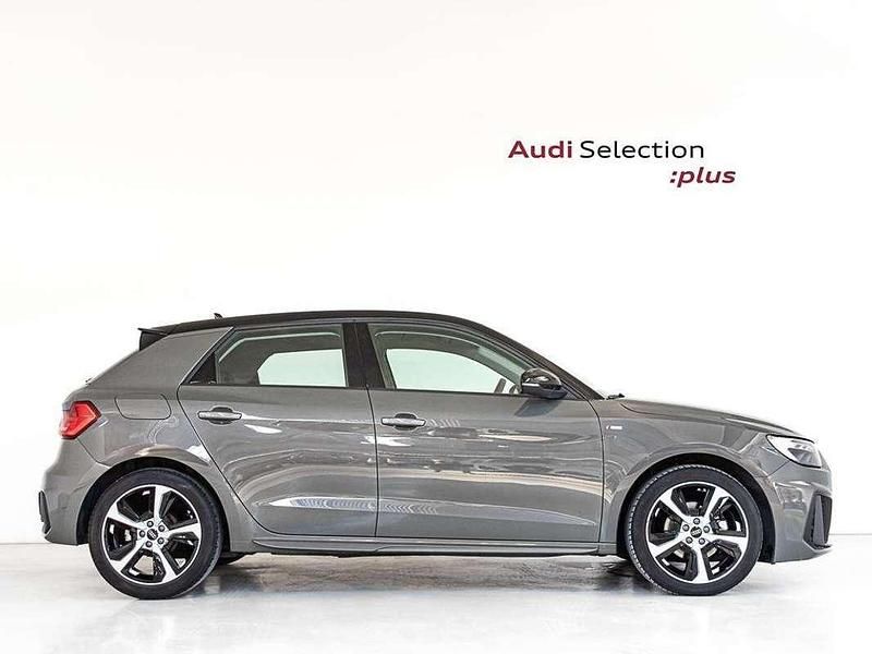Usado Audi A1 Sportback 116 CV (85 kW) 2025 Gris Utilitario