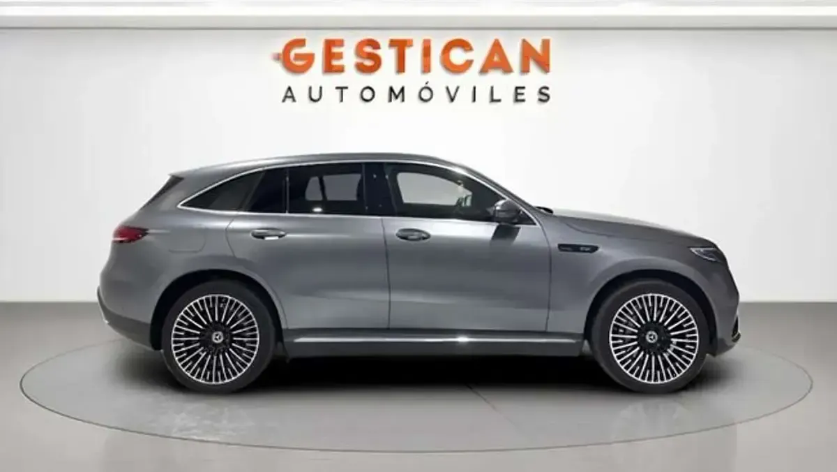 Usado Mercedes EQC400 300 kW (408 CV) 2025 Plateado SUV
