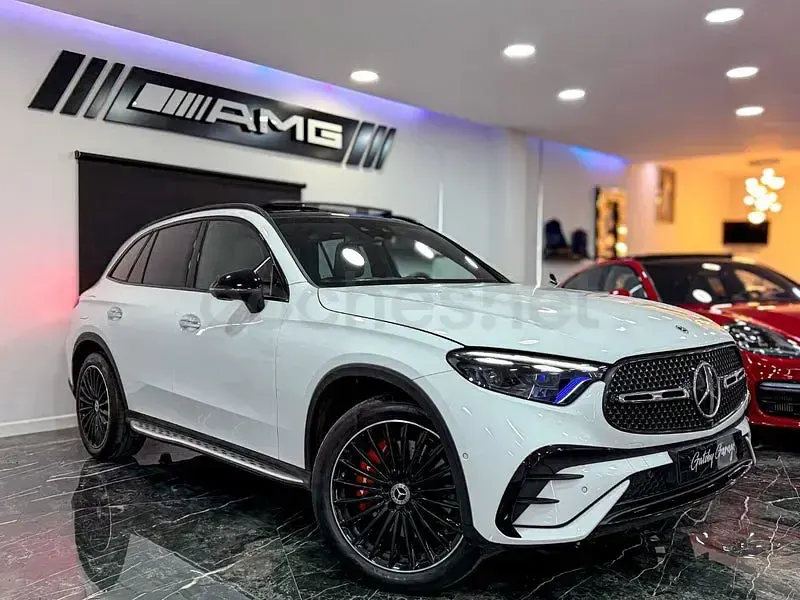 Usado Mercedes GLC300 269 CV (197 kW) 2023 Blanco SUV