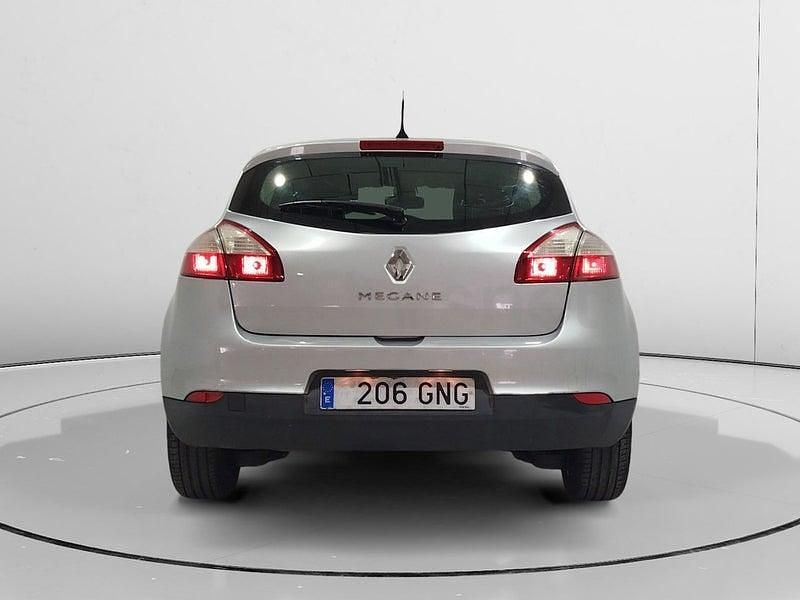 Usado Renault Mégane Dynamique 110 CV (80 kW) 2009 Gris / plata Berlina