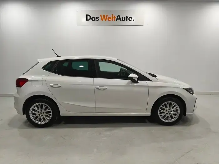 Usado Seat Ibiza Style 115 CV (84 kW) 2026 Blanco Utilitario