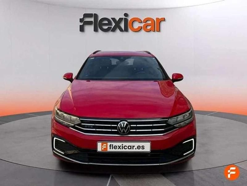 Usado VW Passat GTE 218 CV (160 kW) 2020 Rojo Familiar
