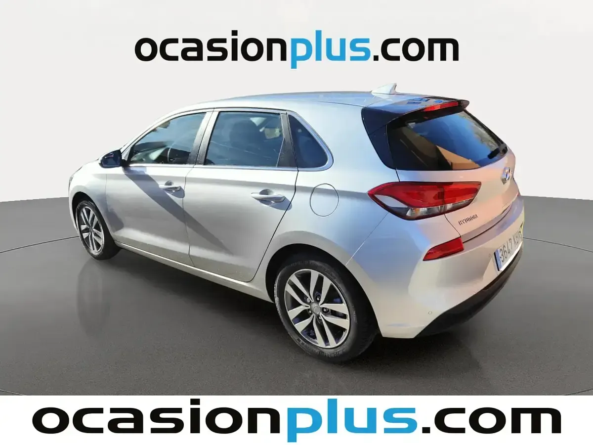 Usado Hyundai i30 140 CV (102 kW) 2017 Gris