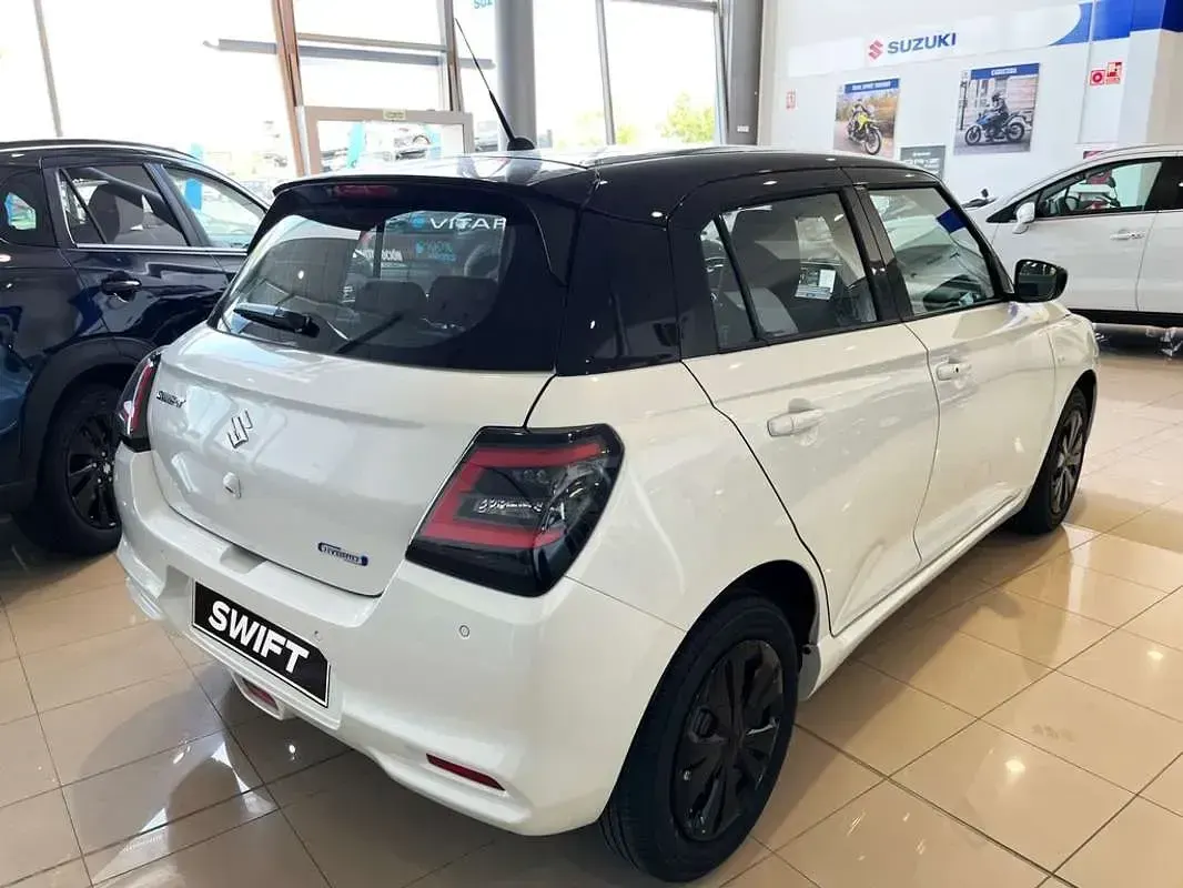 Nuevo Suzuki Swift 80 CV (58 kW) 2026 Blanco Utilitario