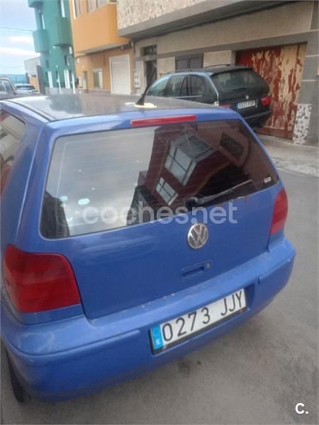 Usado VW Polo Trendline 75 CV (55 kW) 2001 Azul Berlina