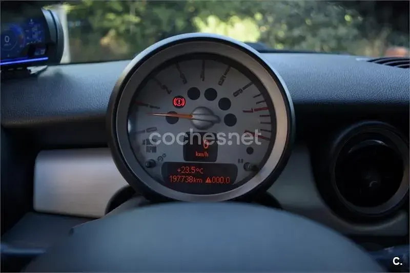 Usado Mini ONE 95 CV (69 kW) 2009 Beige Utilitario