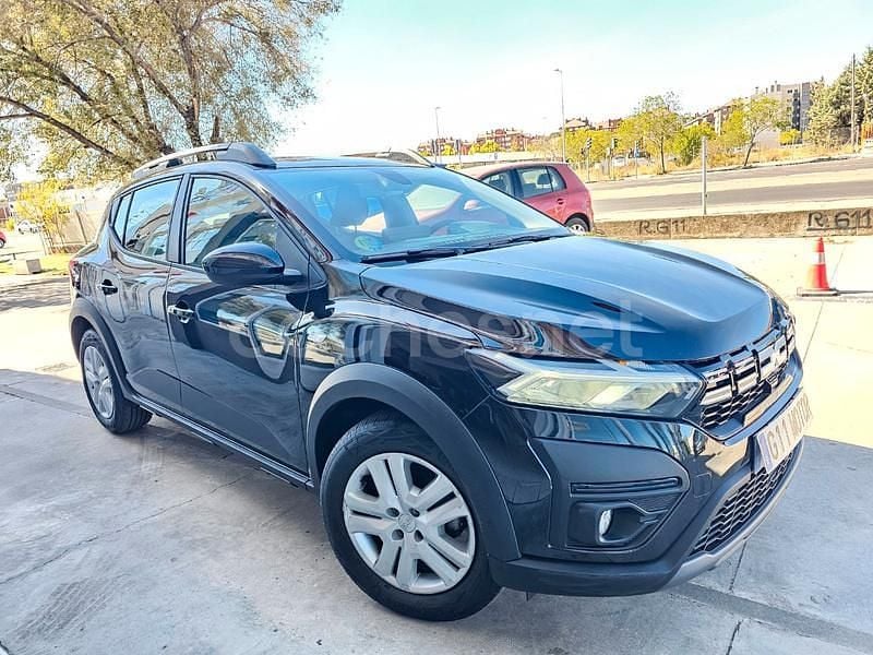 Negro Usado 2024 Dacia Sandero Expression Utilitario | 15.975 € (Precio justo) - Imagen 1/4