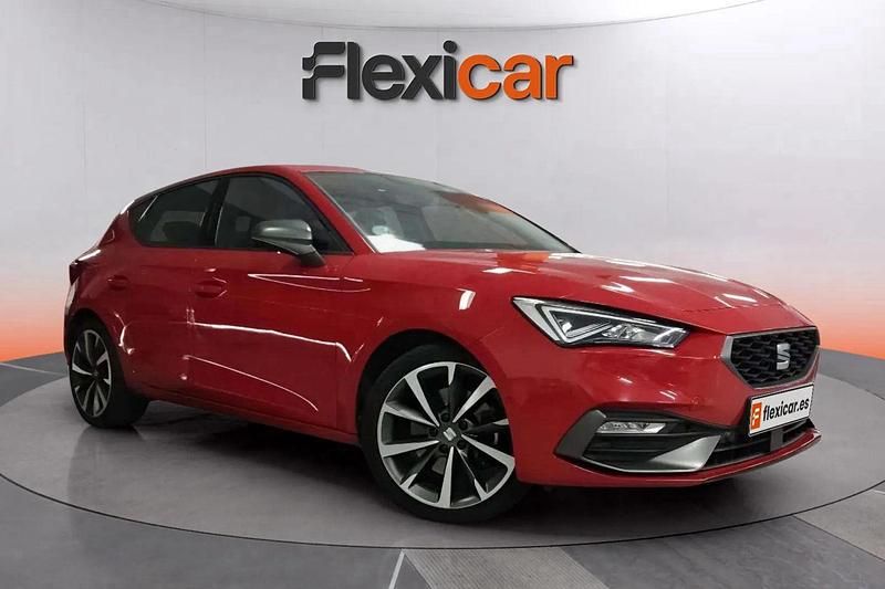 Rojo Usado 2021 Seat Leon FR Berlina | 18.790 € (Buen precio) - Imagen 1/4