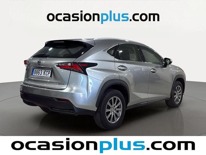 Usado Lexus NX300h Business Edition 197 CV (144 kW) 2017 Gris plata SUV