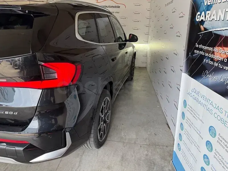 Usado BMW X1 163 CV (119 kW) 2023 Negro SUV
