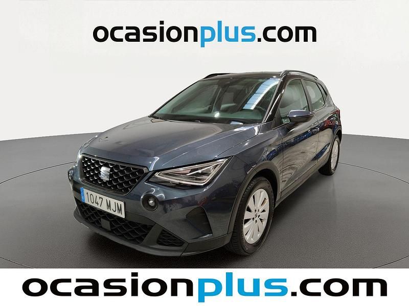 Usado Seat Arona Style 110 HP (80 kW) 2023 Cinzento SUV
