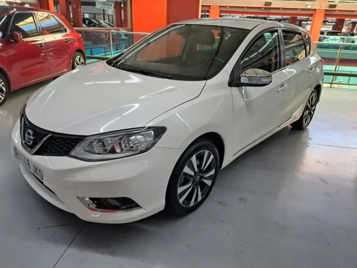 Usado Nissan Pulsar Tekna 116 CV (85 kW) 2015 Blanco Utilitario